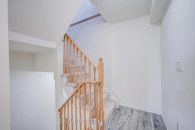 181 Parktree Dr #38, Vaughan 3
