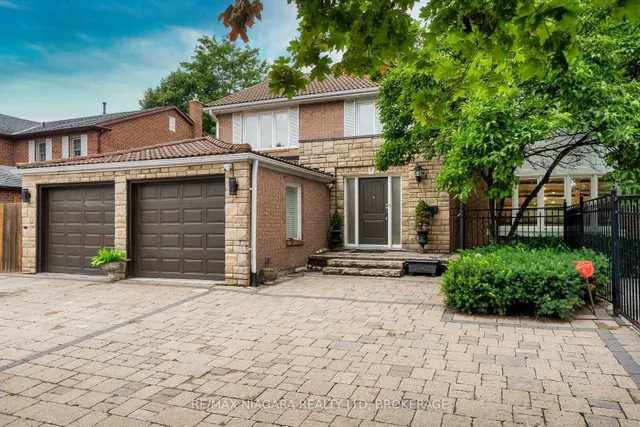 2 Aitken Circ, Markham 3