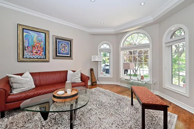 58 Thornbrook Crt, Vaughan 5