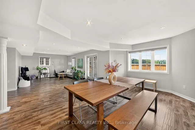23 Lady Karen Cres, Vaughan 5
