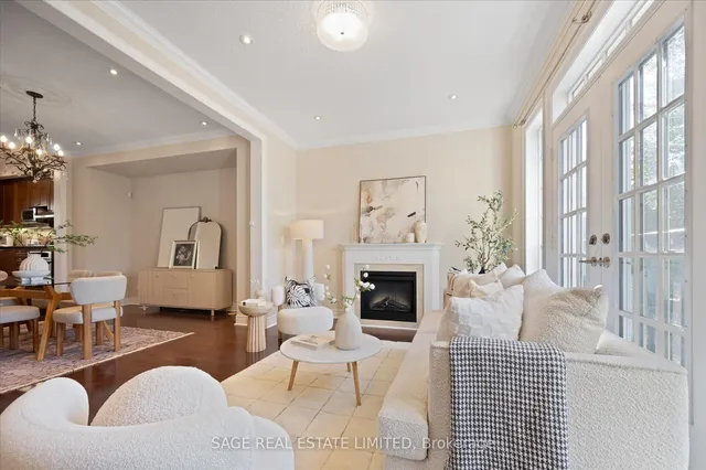 19 Roseberry Rd, Markham 5