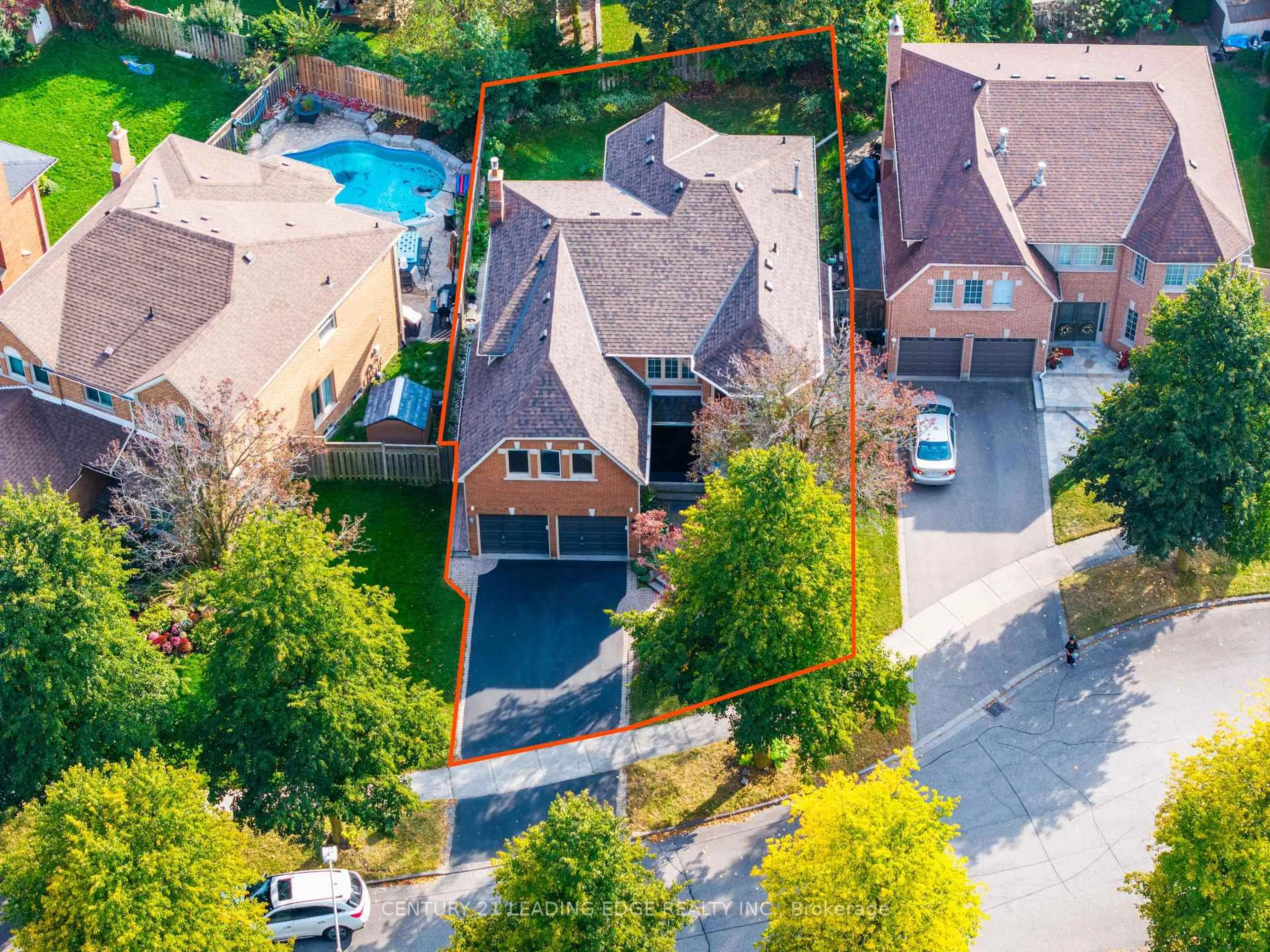 trreb/IMG-N14027944_564b3f7e-bb42-43f4-8c33-c09a8925aeab-l.jpg