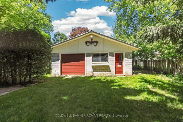 132 Queen St, New Tecumseth 2