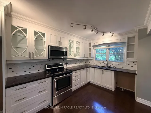 10 Yorkton Blvd, Markham 3