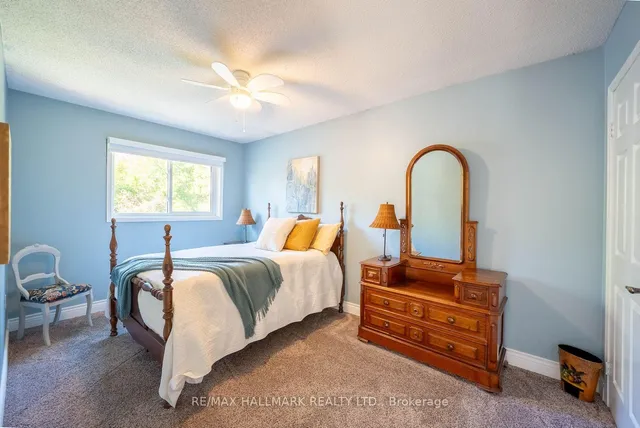 18 Whiteville Crt, Whitchurch-Stouffville 4