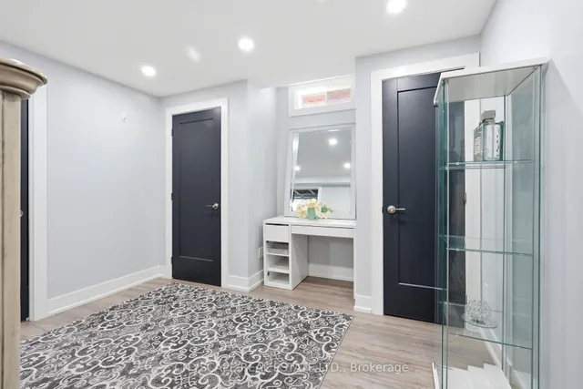 44 Stonehill Blvd, East Gwillimbury 4