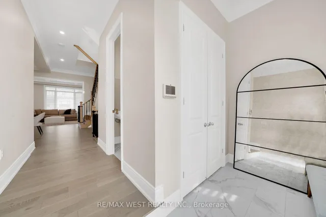 201 Bellefond St, Vaughan 4