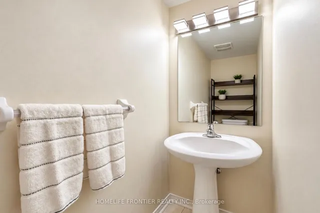65 Maffey Cres, Richmond Hill 3