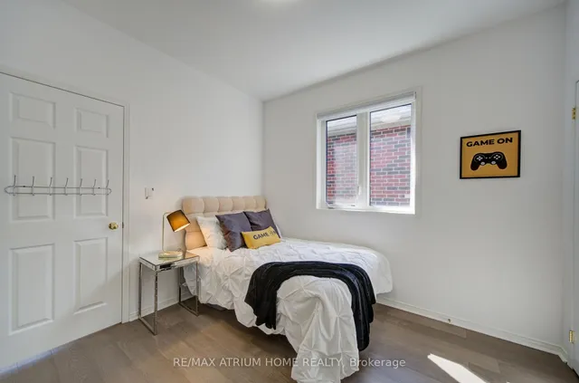 126 Hartney Dr, Richmond Hill 5