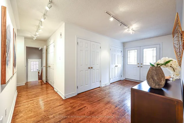 33 Captain Armstrong Lane, Markham 3