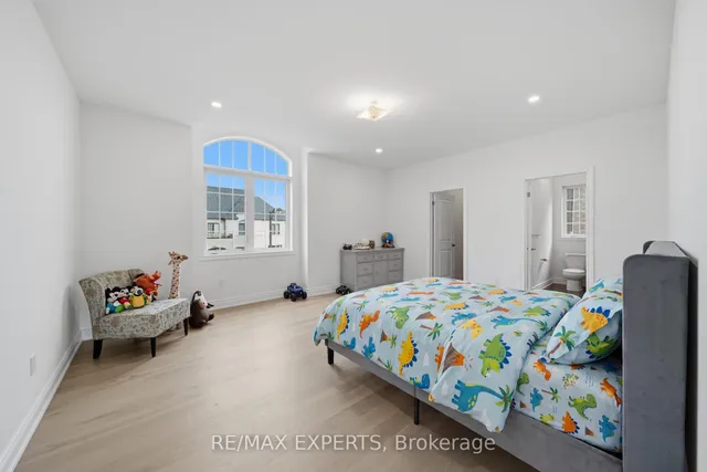 211 Stormont Tr, Vaughan 2