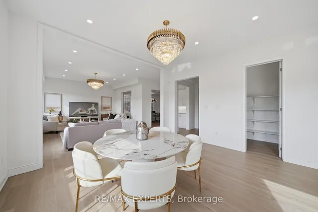 211 Stormont Tr, Vaughan 4