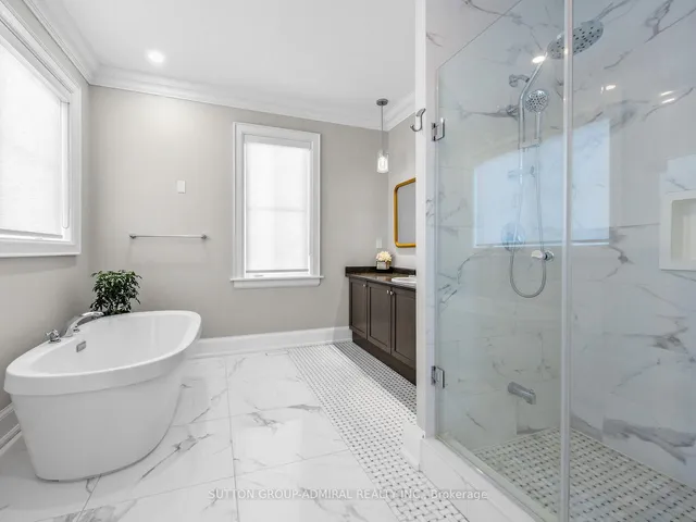 109 Leaden Hall Dr, East Gwillimbury 5