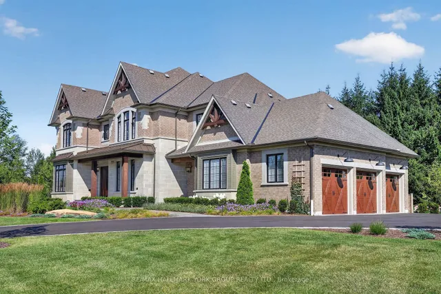 13 Newton Reed Cres, Uxbridge 2