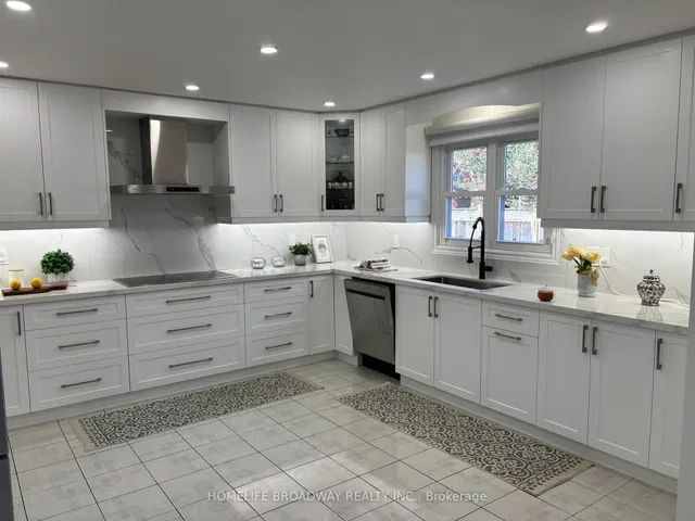 7 King's Cross Ave, Richmond Hill 3