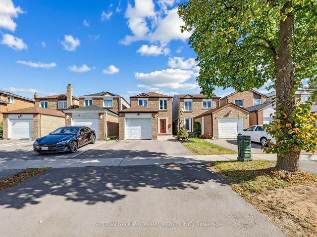 18 Riviera Dr, Vaughan 4