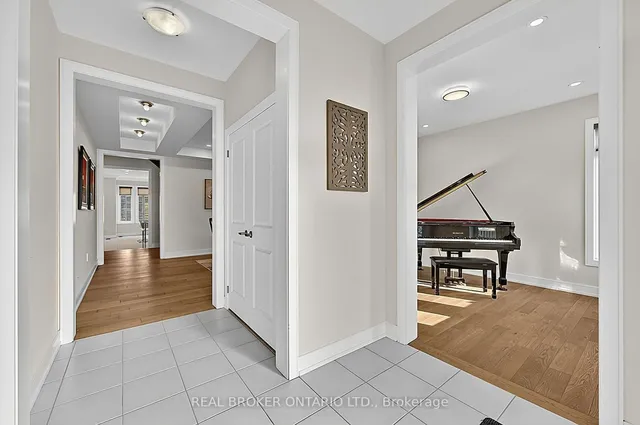 416 Seaview Hts, East Gwillimbury 3