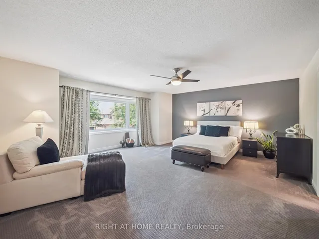 100 Carlyle Cres, Aurora 3