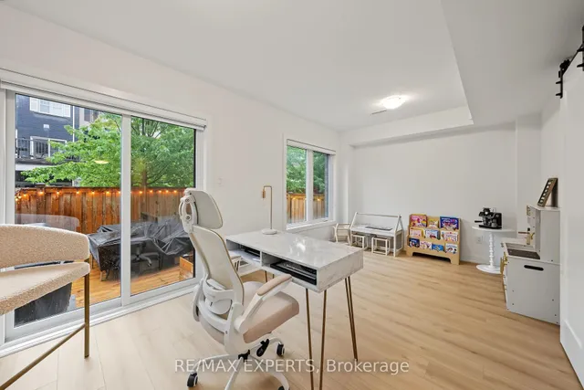 114 Covington Cres, Whitchurch-Stouffville 5