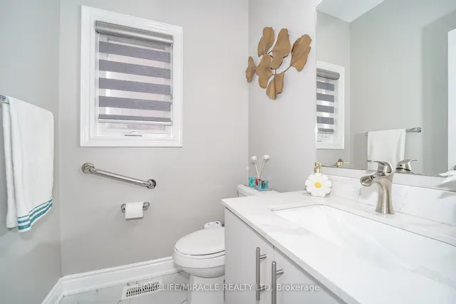 95 Scarlet Way, Bradford West Gwillimbury 5