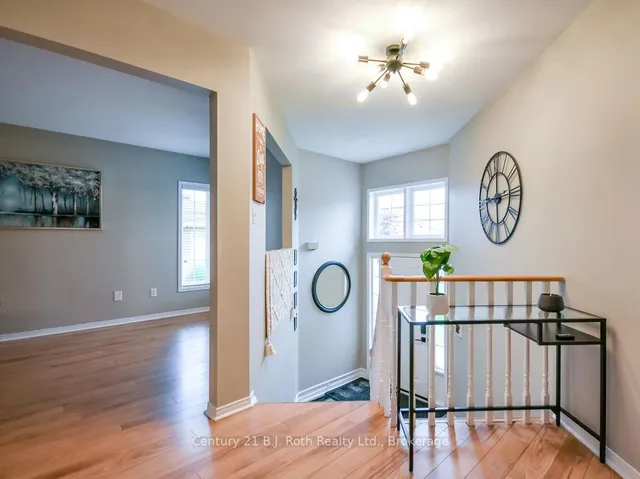 1117 Corrie St, Innisfil 3