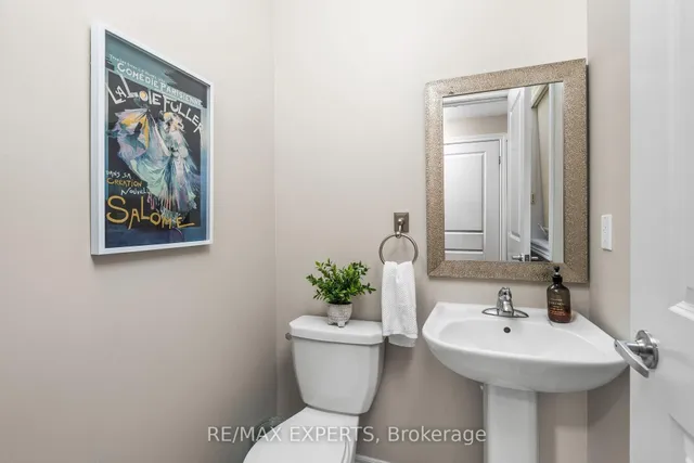 22 Garyscholl Rd, Vaughan 4