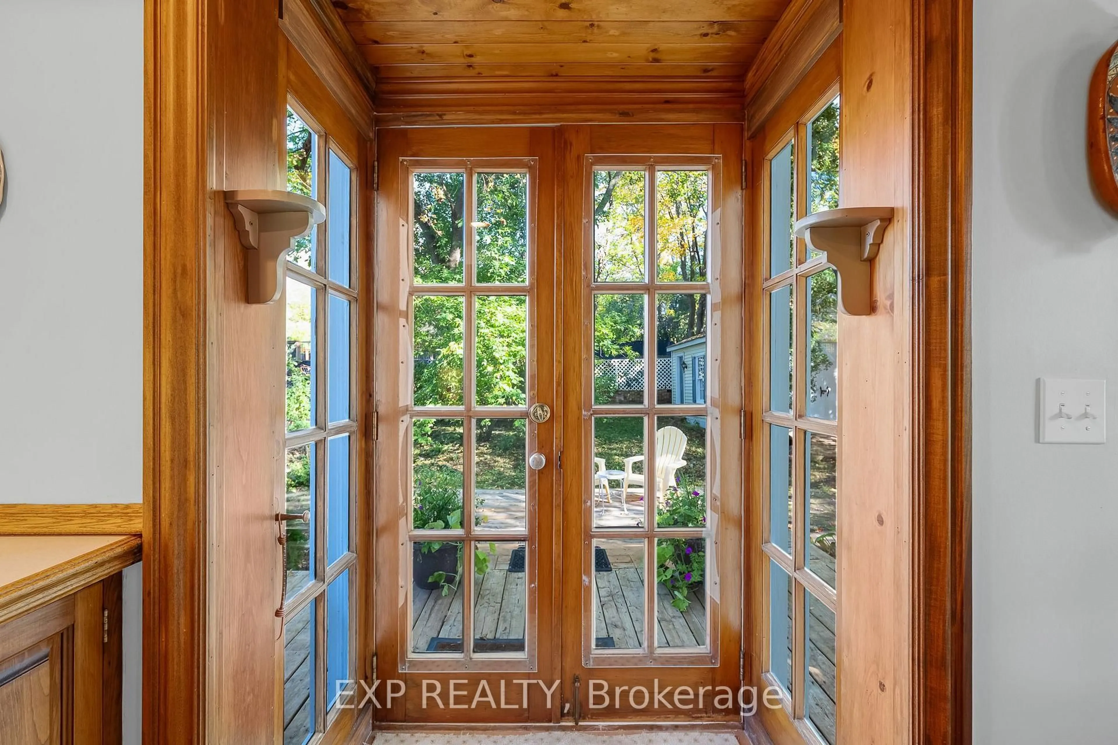 trreb/IMG-N14111130_0c1d7bc249a757dba822722c29a52d0221f1215e51ecf6e38716faf4a9a62458.jpg