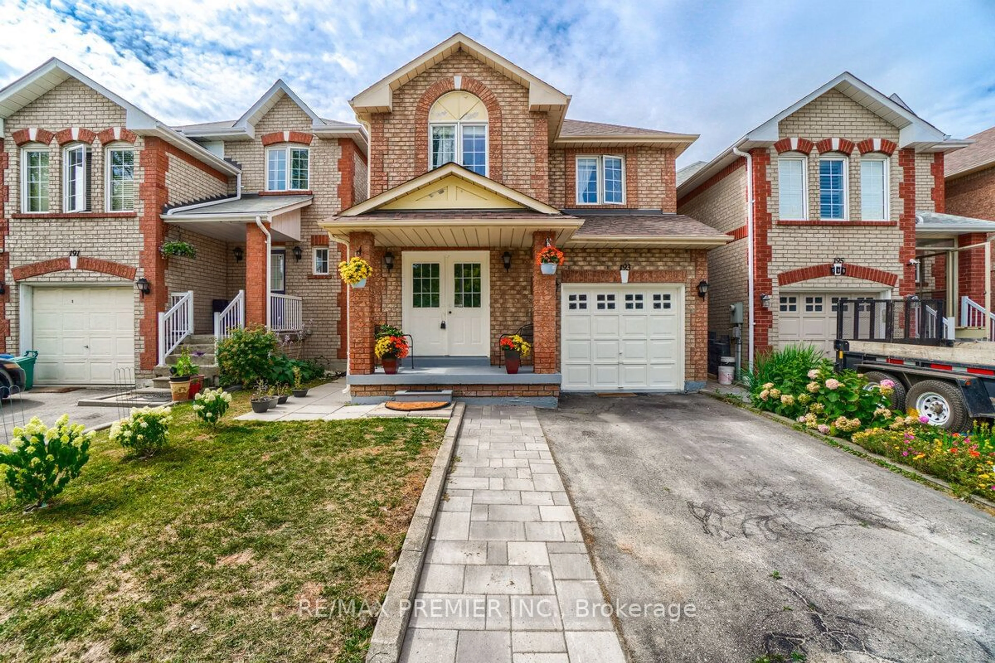 Home with brick exterior material for 193 Roxbury St, Markham Ontario L3S 3T5