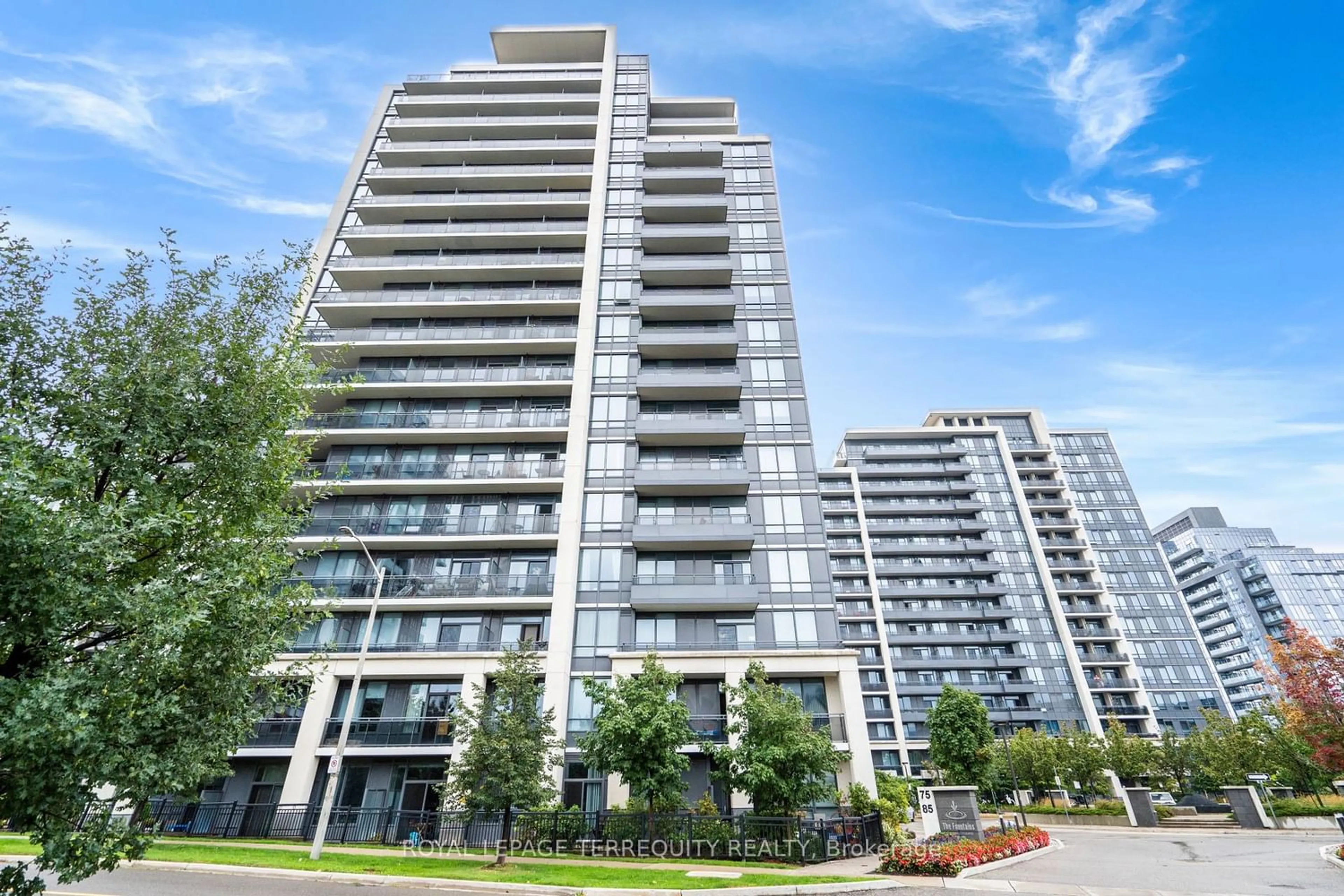 A pic from exterior of the house or condo for 75 North Park Rd #1002, Vaughan Ontario L4J 0H8