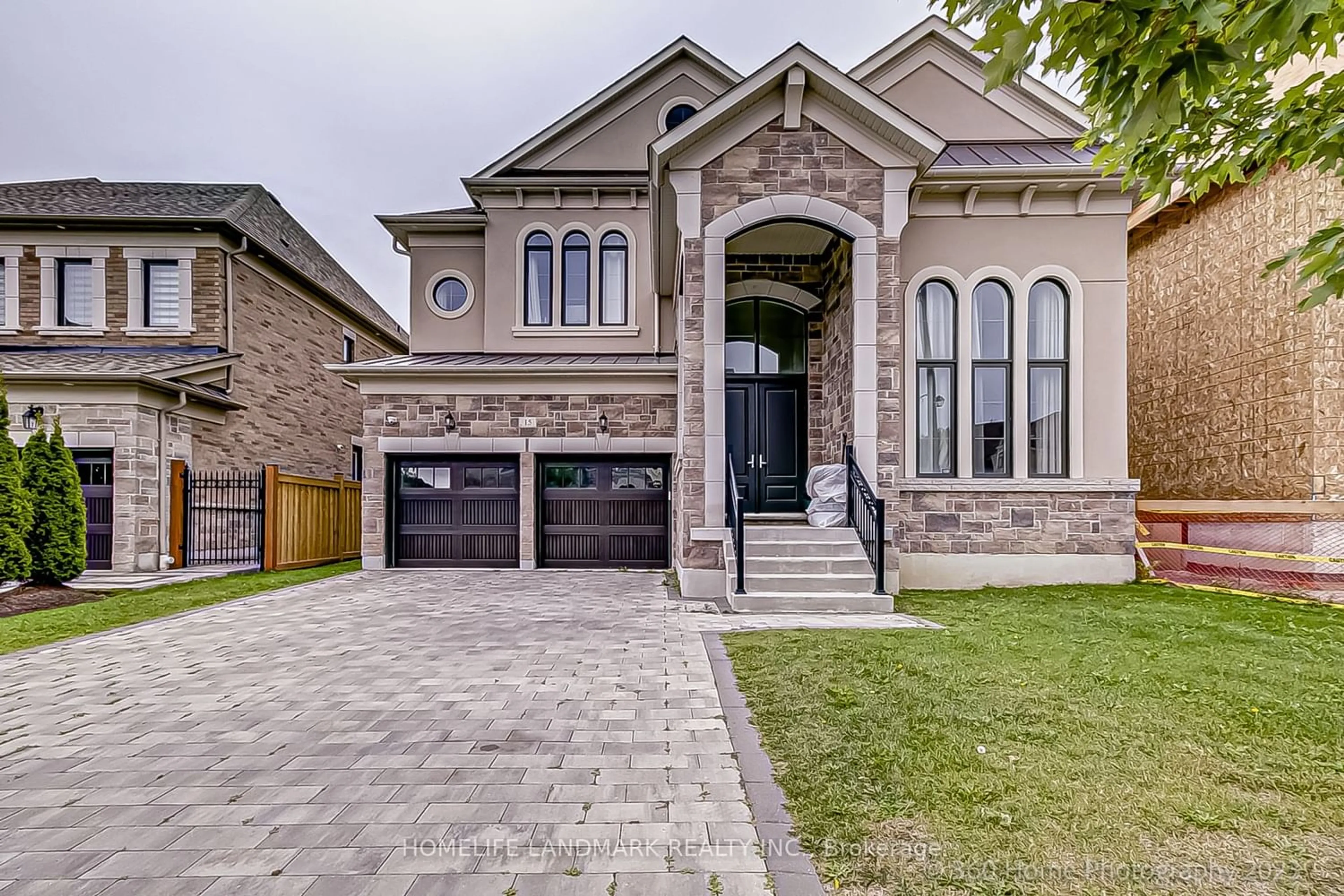 Home with brick exterior material for 15 Little Celeste Crt, Vaughan Ontario L4A 4Z7