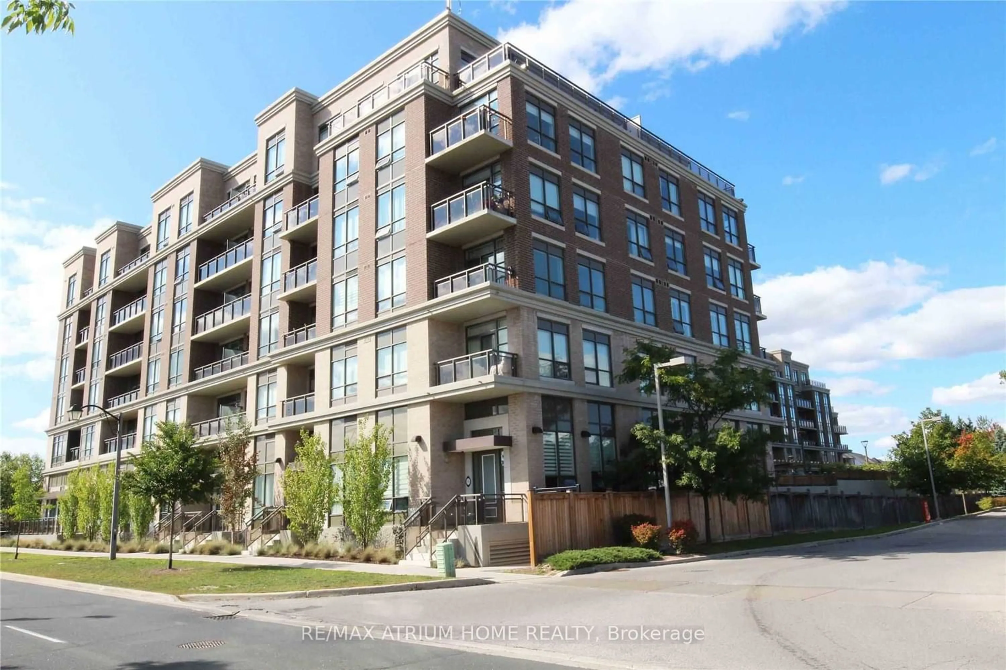 A pic from exterior of the house or condo for 540 Bur Oak Ave #241, Markham Ontario L6C 0Y2