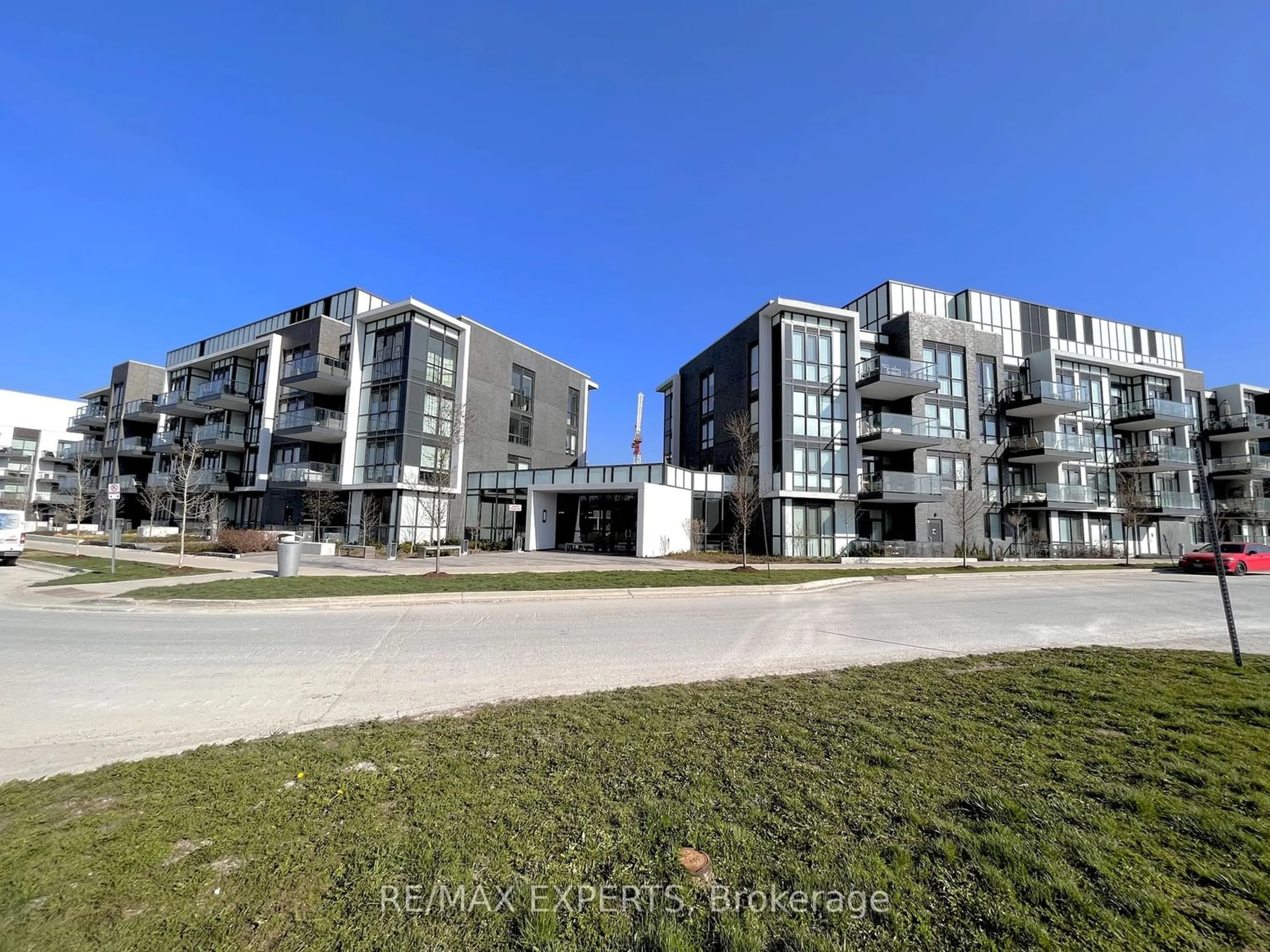 A pic from exterior of the house or condo for 375 Sea Ray Ave #115, Innisfil Ontario L9S 2N4