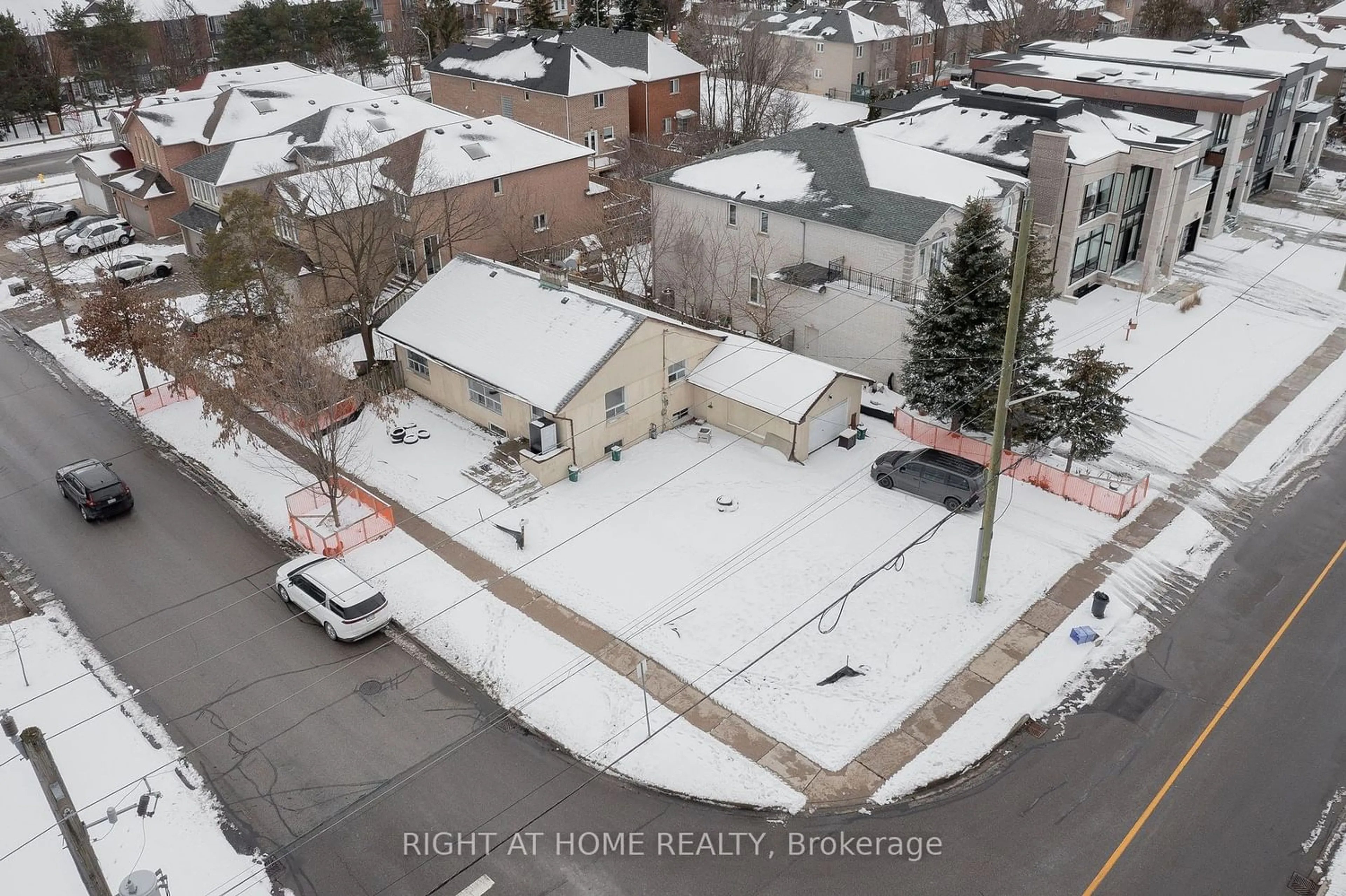 Street view for 193 Crestwood Rd, Vaughan Ontario L4J 1A8