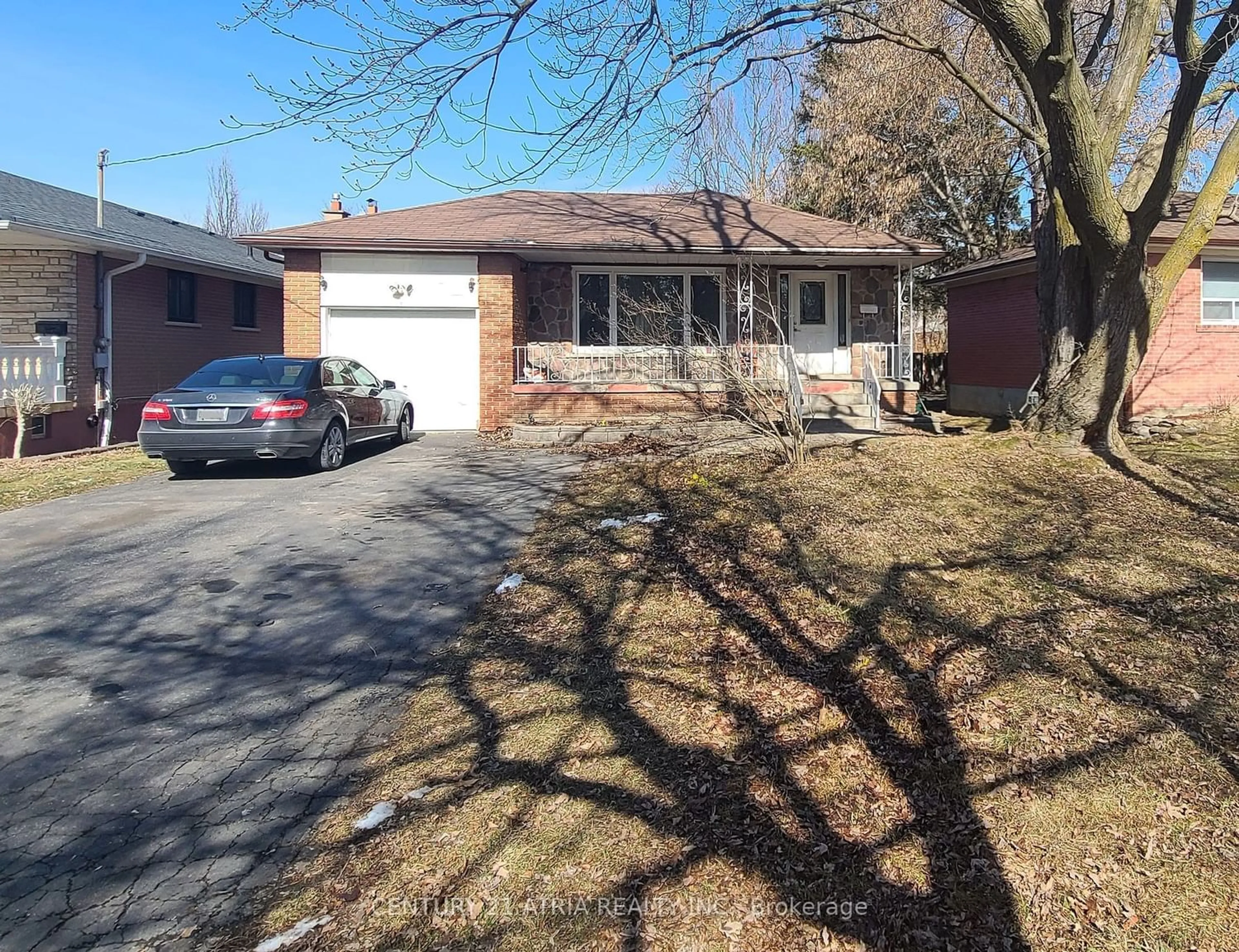Frontside or backside of a home for 387 Crosby Ave, Richmond Hill Ontario L4C 2R8