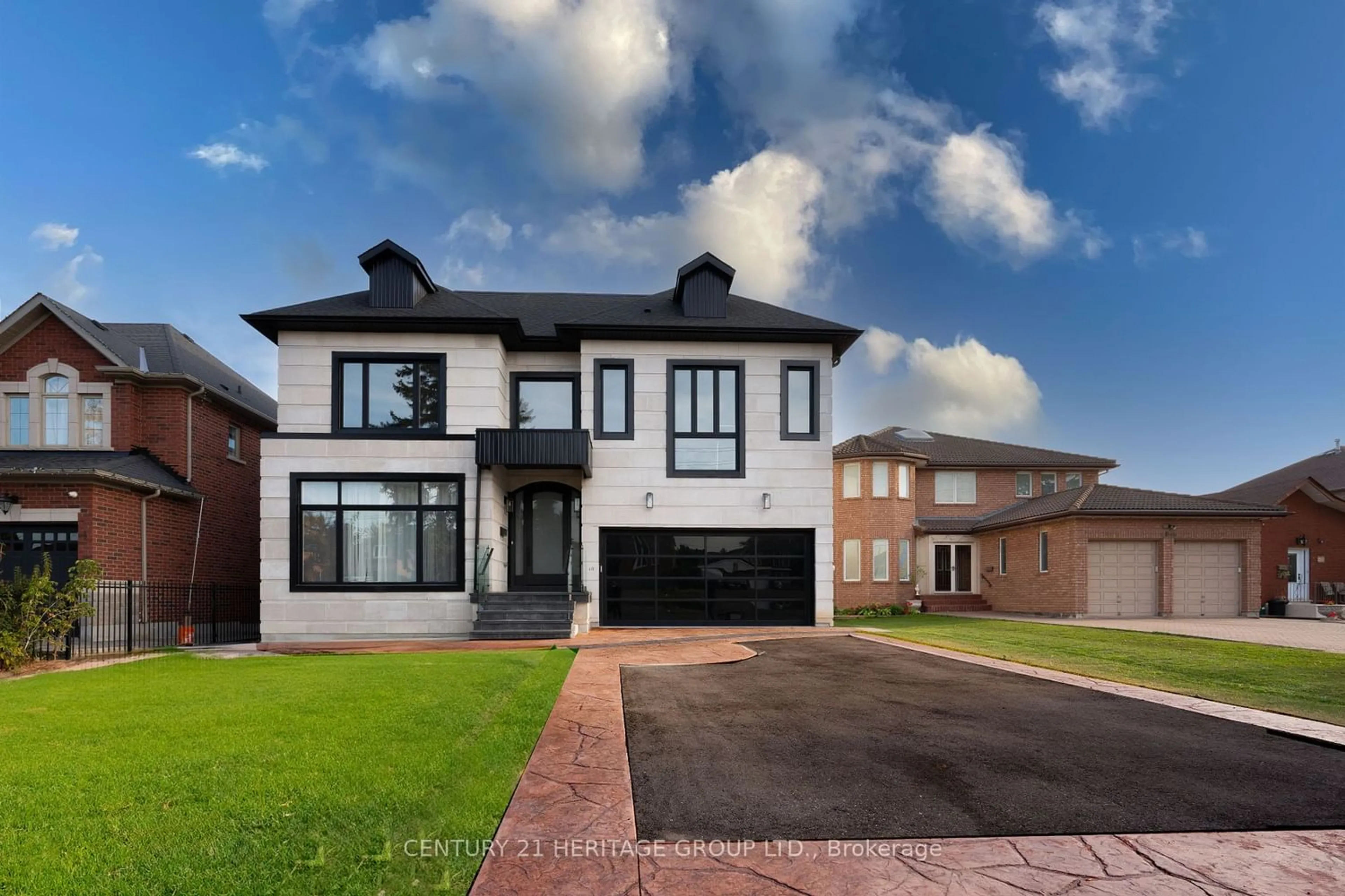 Frontside or backside of a home for 421 Elgin Mills Rd, Richmond Hill Ontario L4C 4M3