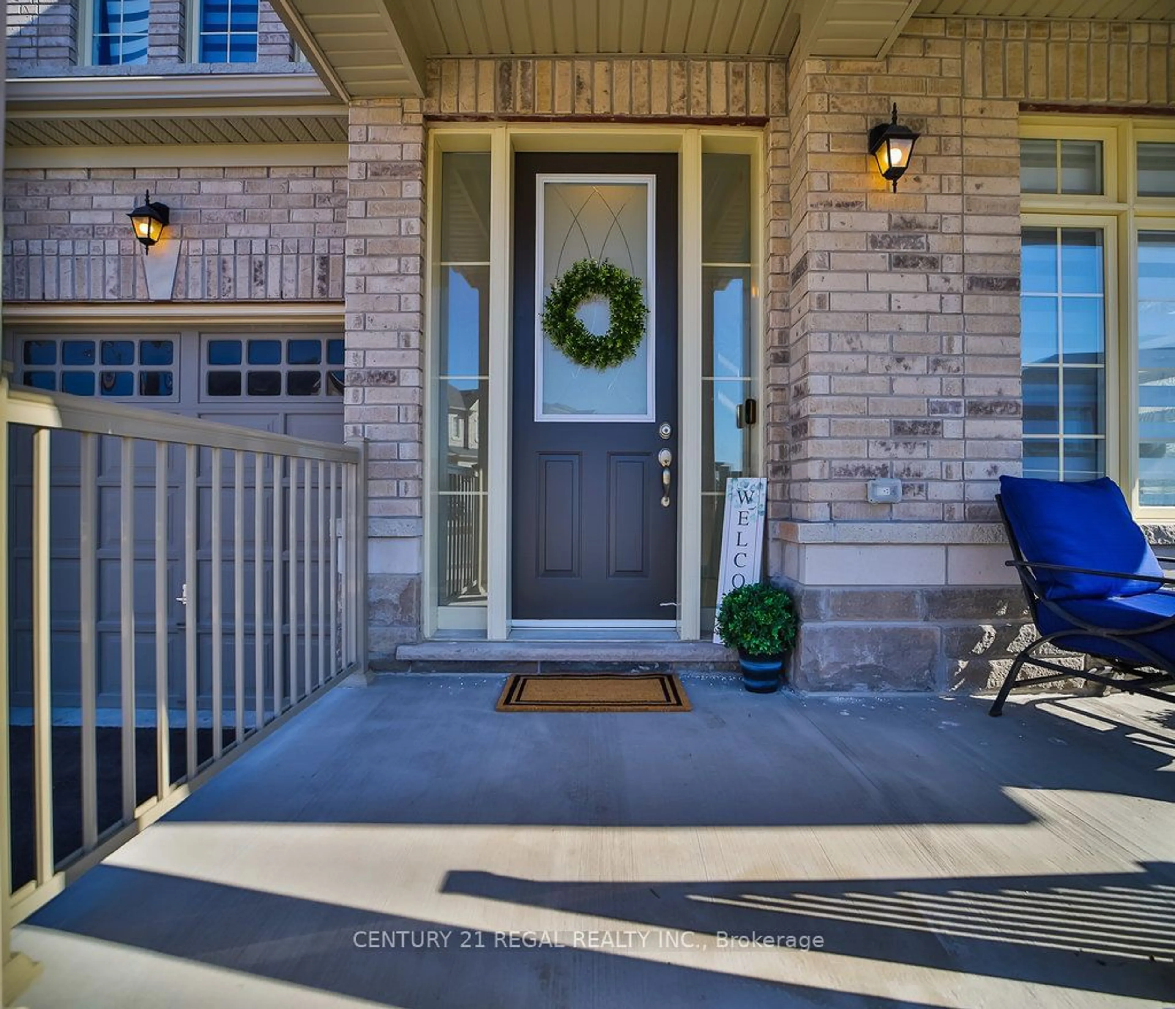 Indoor entryway for 135 Steam Whistle Dr, Whitchurch-Stouffville Ontario L4A 4X5