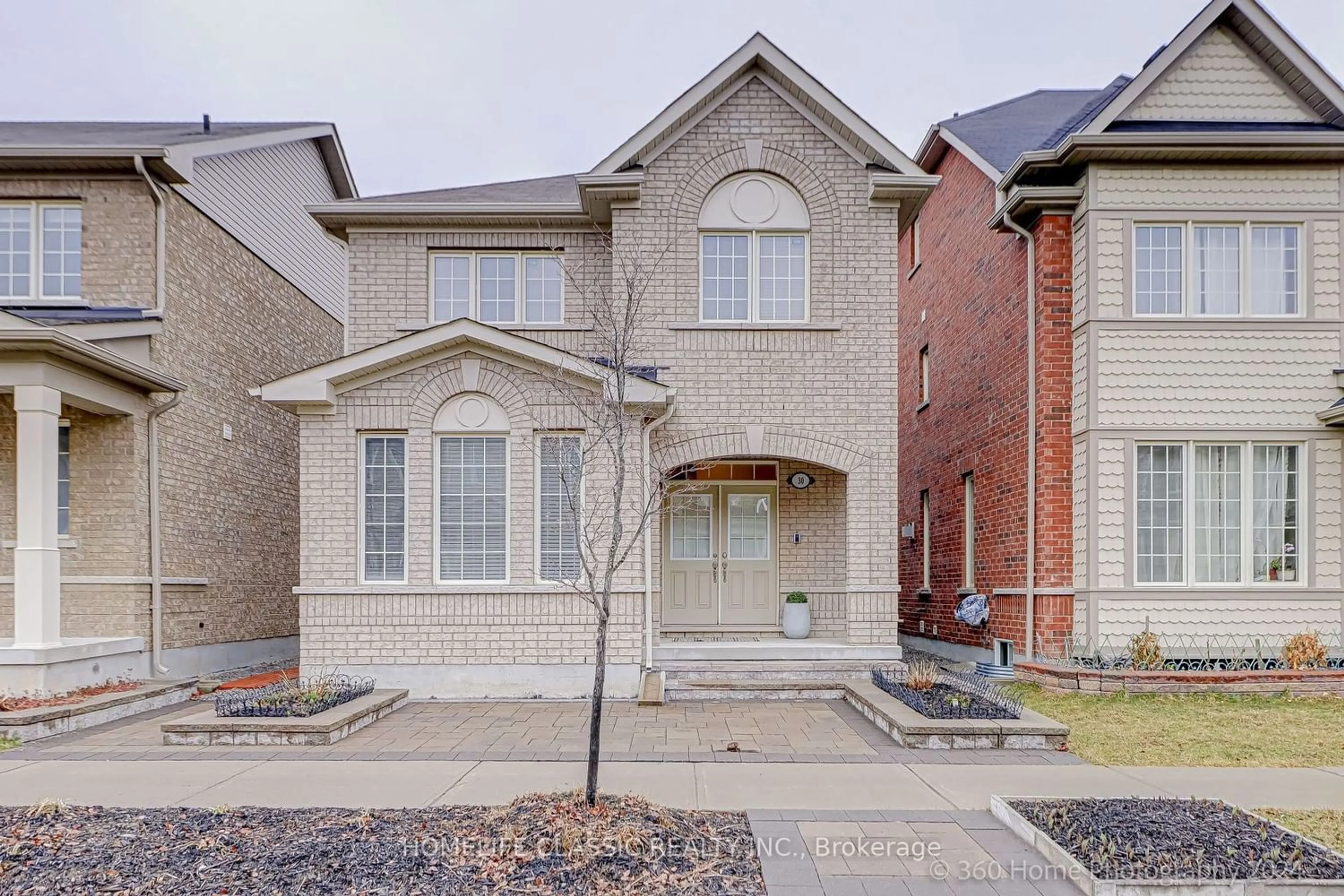 Home with brick exterior material for 30 Vinod Rd, Markham Ontario L6B 0X9