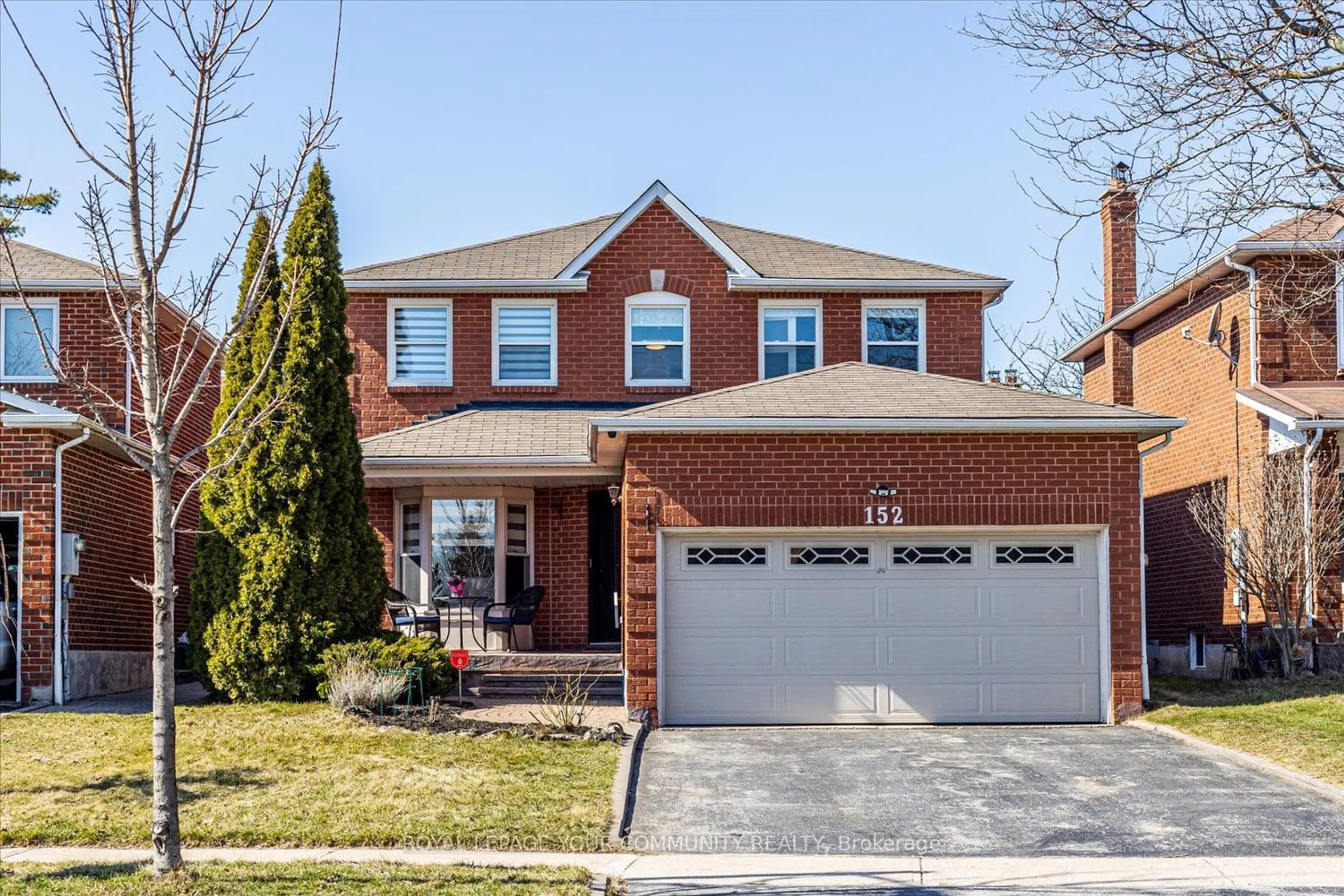 Home with brick exterior material for 152 Greenock Dr, Vaughan Ontario L6A 1T4