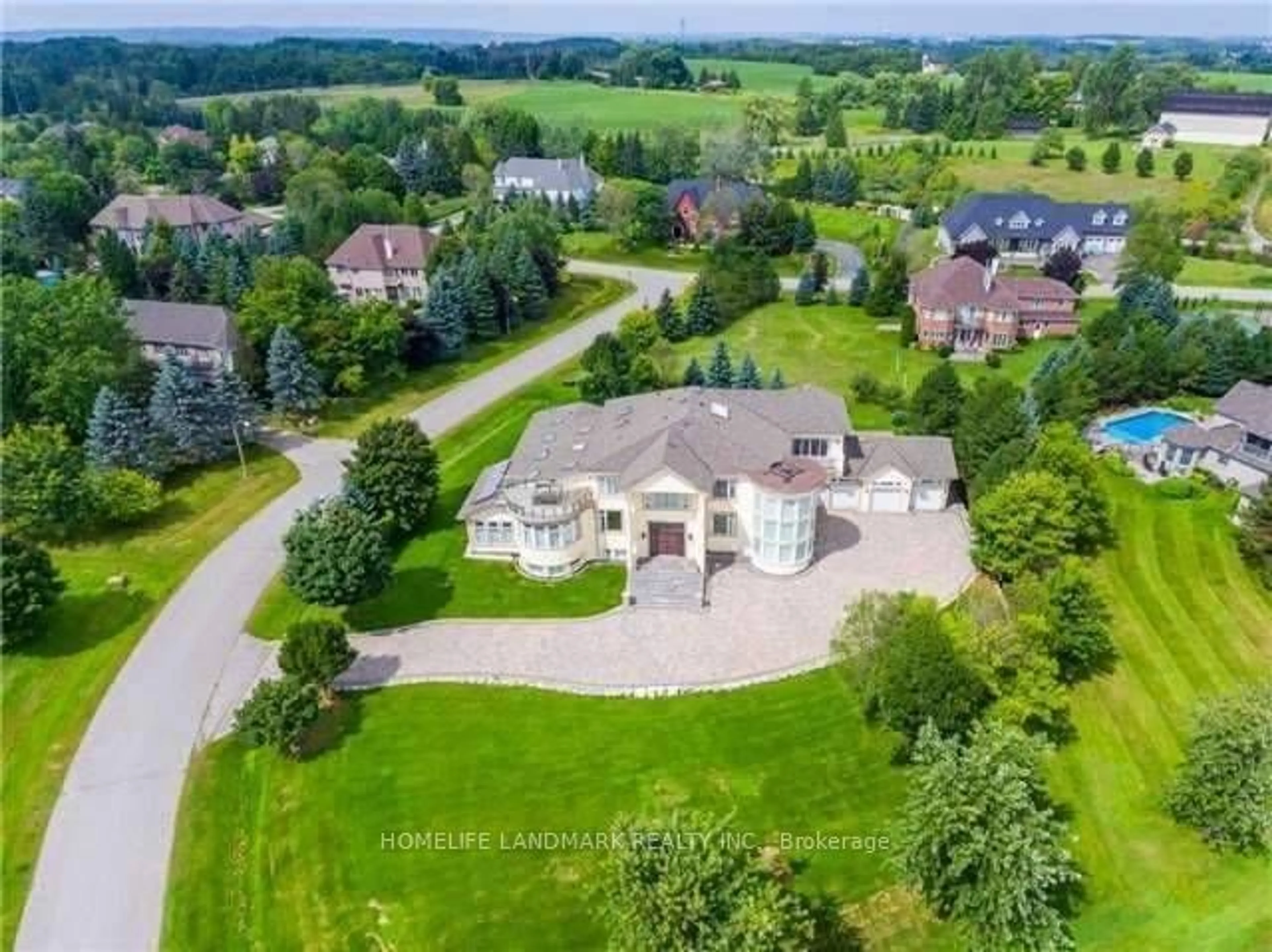Frontside or backside of a home for 5 Waterford Lane, Whitchurch-Stouffville Ontario L0H 1G0