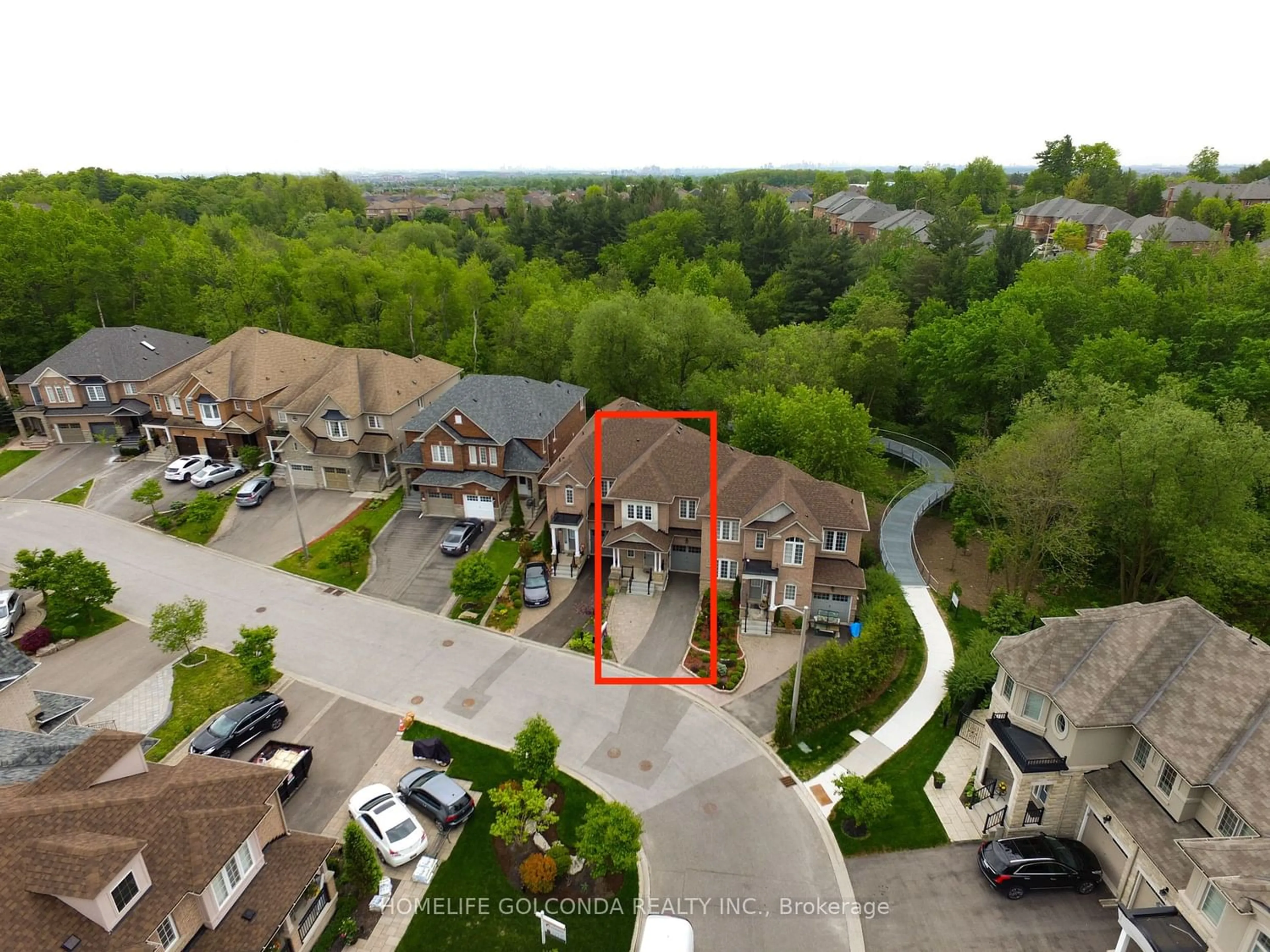 Home with unknown exterior material for 61 Gamble Glen Cres, Richmond Hill Ontario L4S 2T3