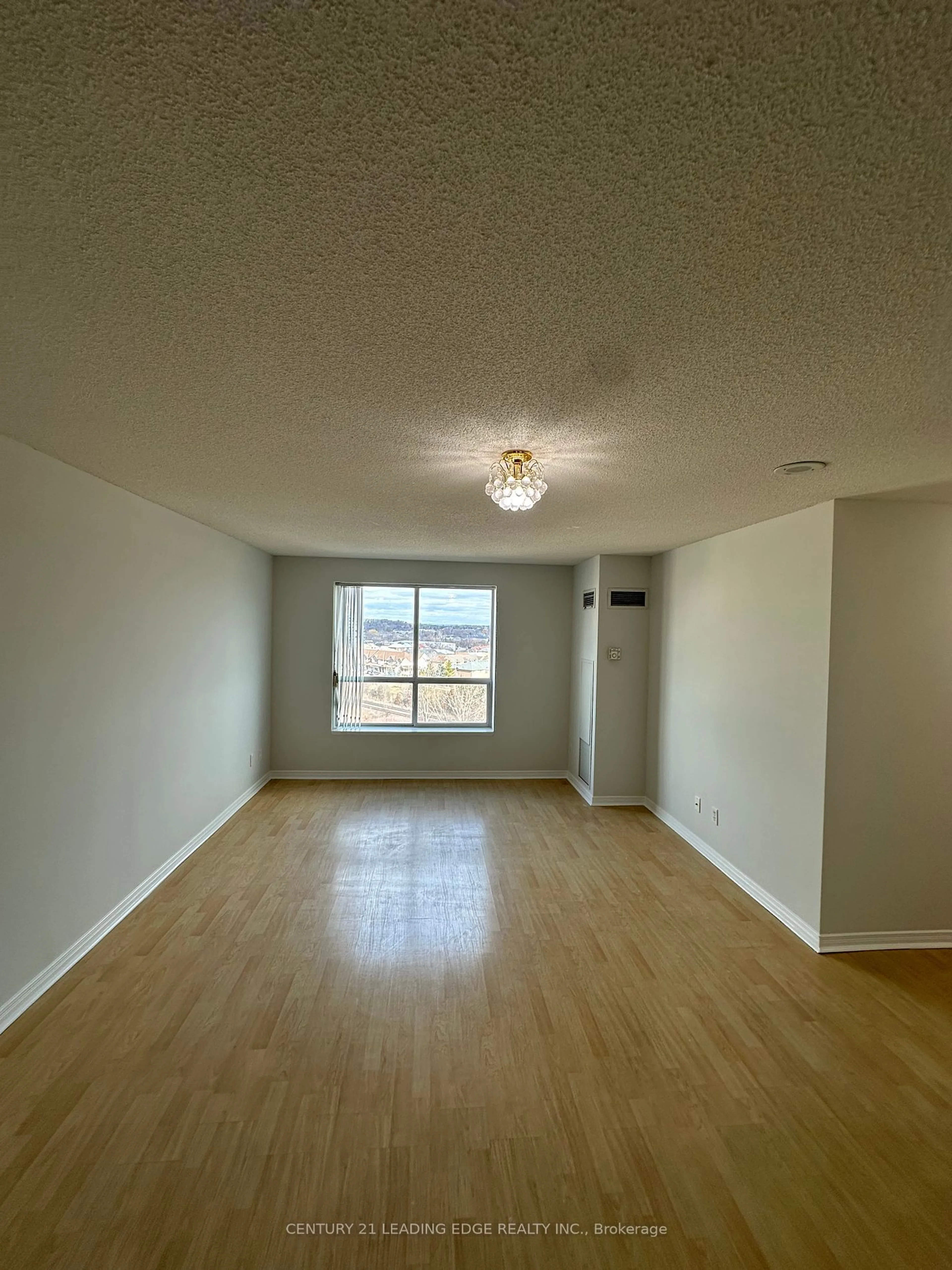 A pic of a room for 3 Ellesmere St #Ph22, Richmond Hill Ontario L4B 4N2