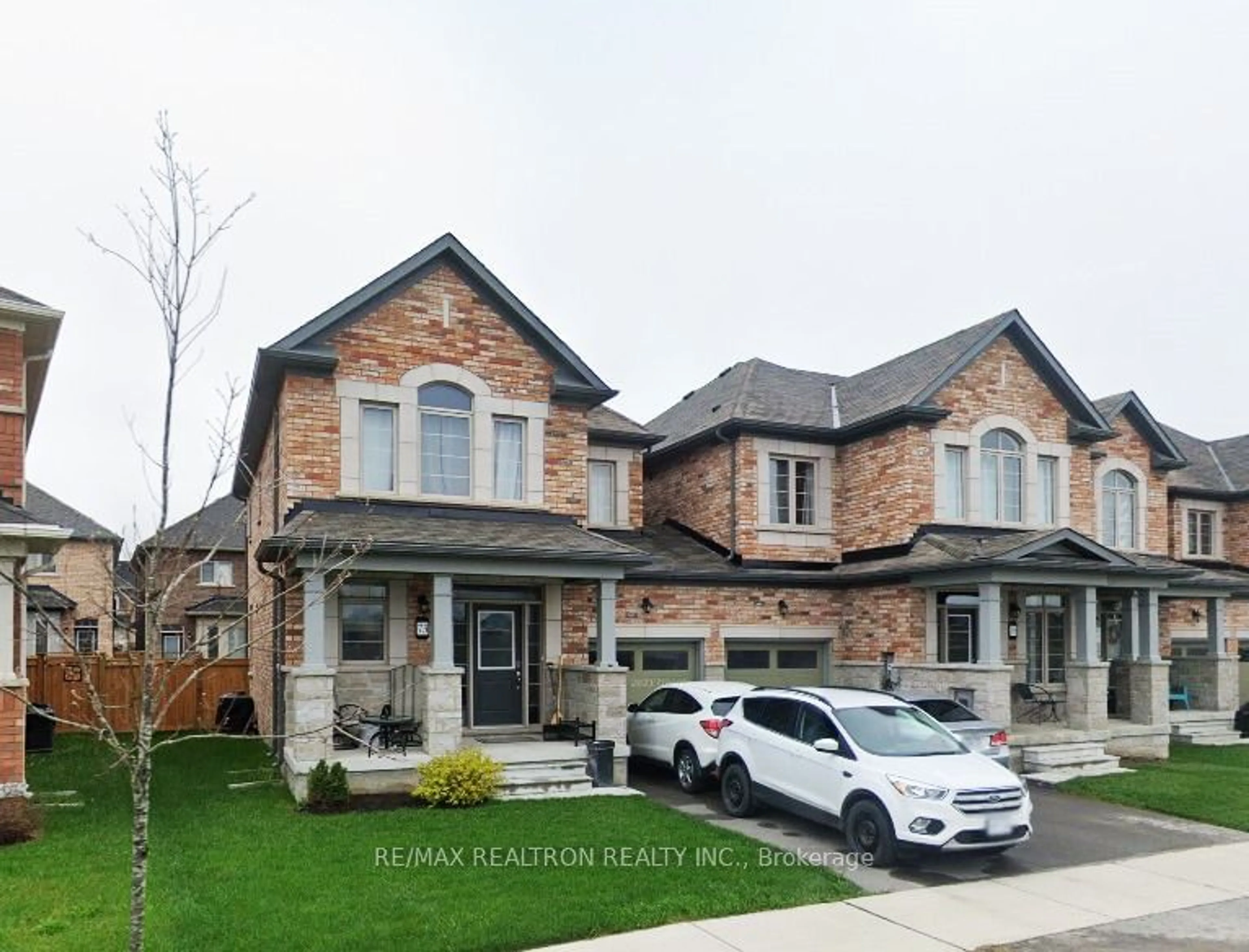 Home with brick exterior material for 73 Jim Mortson Dr, East Gwillimbury Ontario L9N 0R8