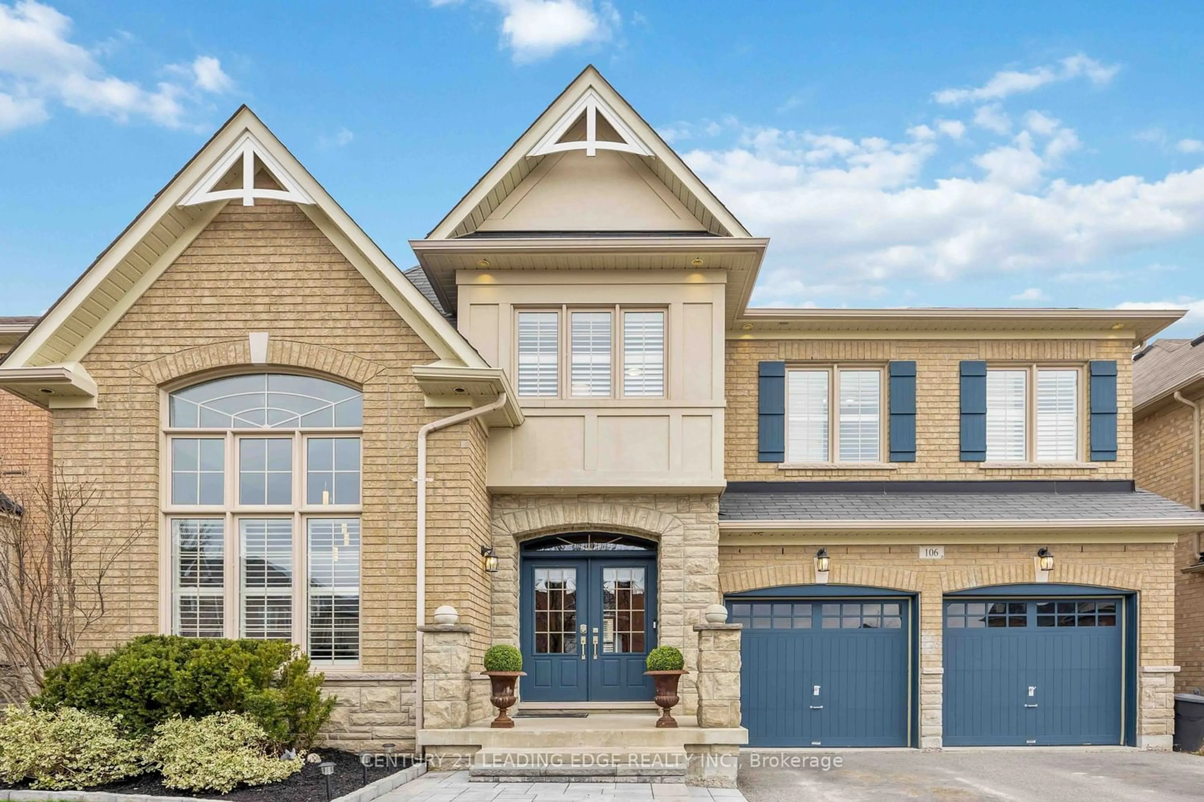 Home with brick exterior material for 106 Fairlee Circ, Whitchurch-Stouffville Ontario L4A 0V3