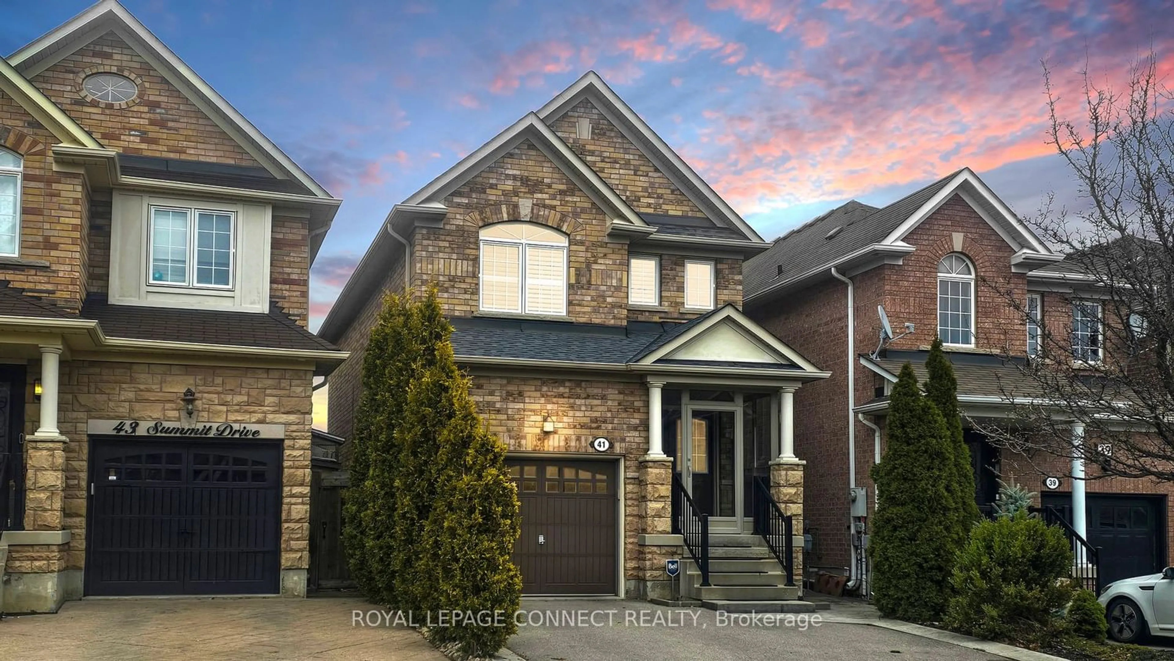 Home with brick exterior material for 41 Summit Dr, Vaughan Ontario L4H 0K4