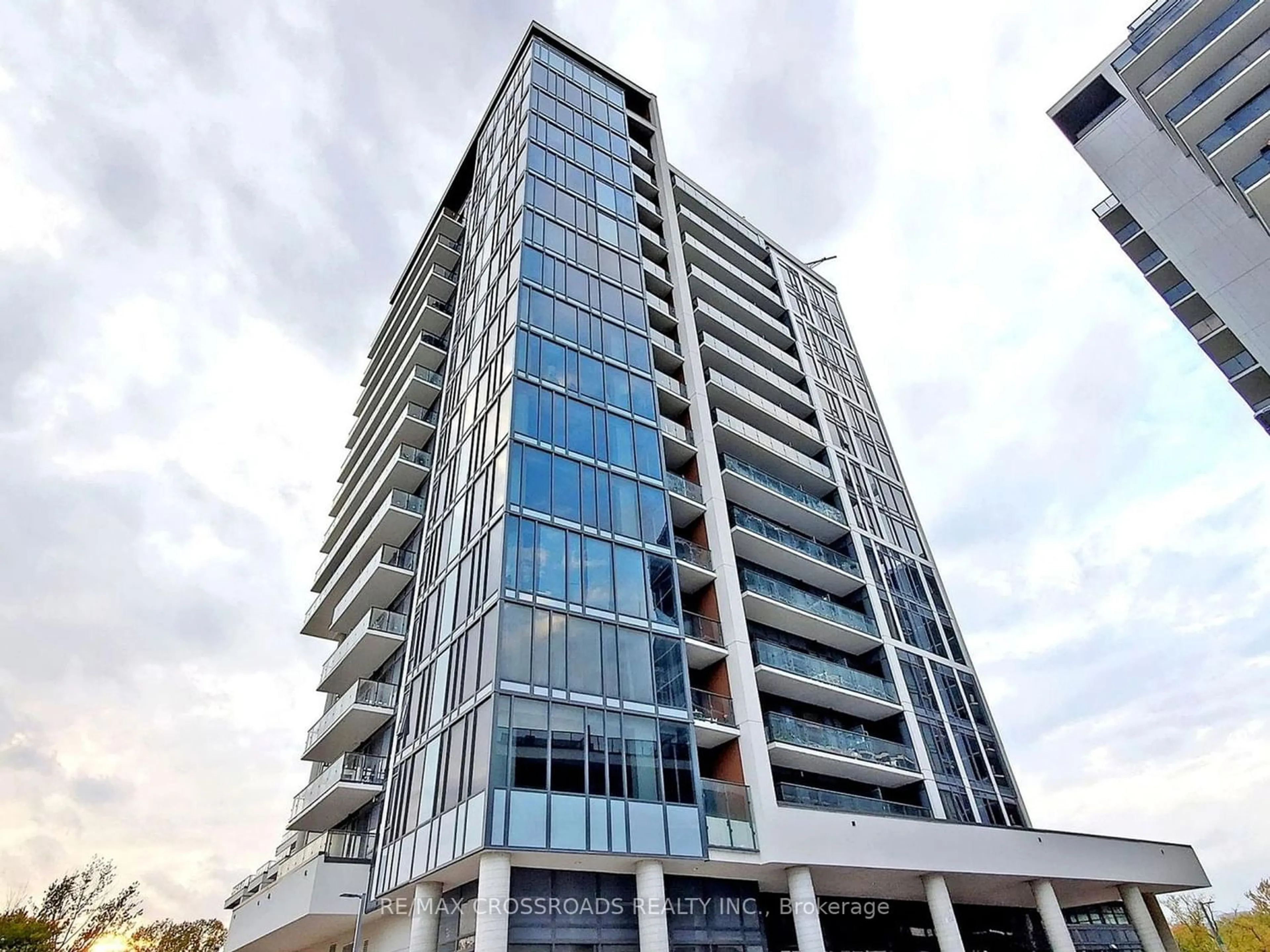Balcony in the apartment for 9618 Yonge St #321, Richmond Hill Ontario L4C 0X5