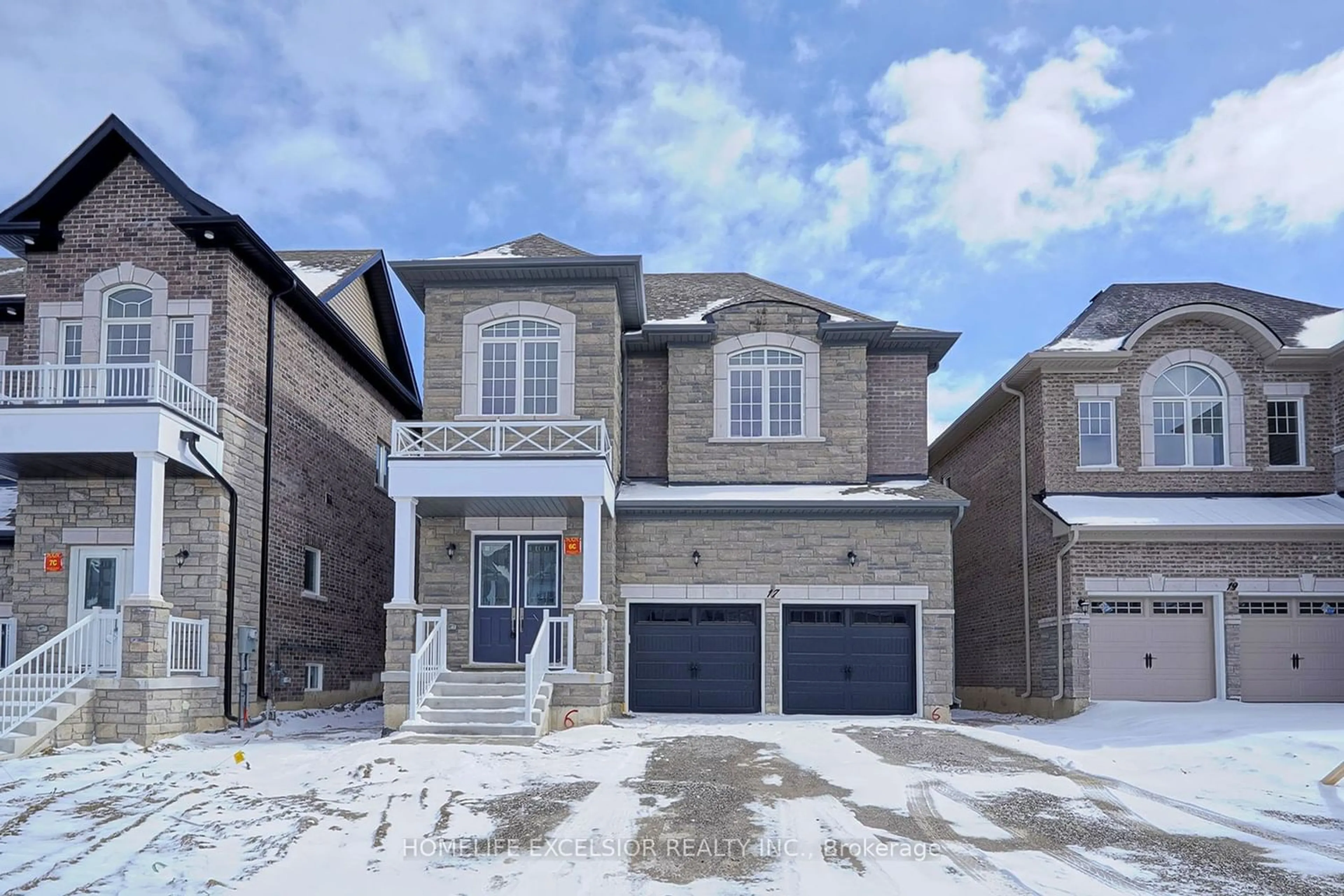 Outside view for 17 Seguin St, Richmond Hill Ontario L4E 1L8