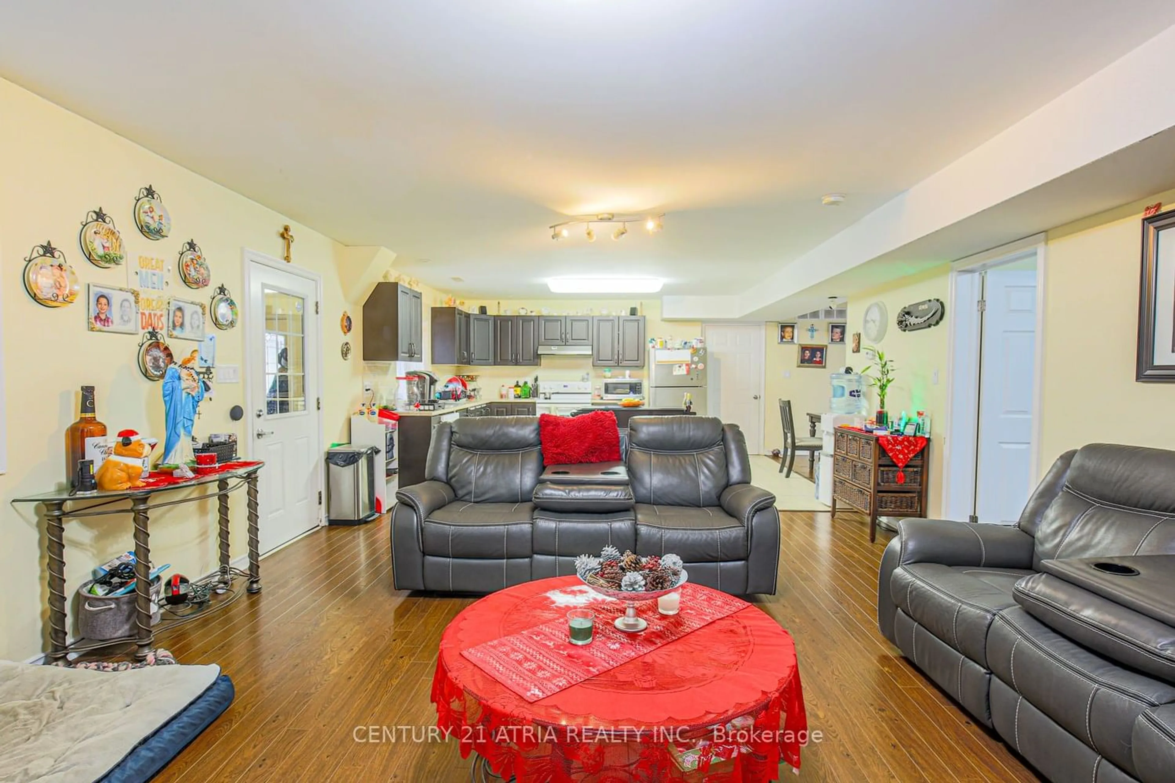 Other indoor space for 371 irene Dr, Georgina Ontario L4P 3B3