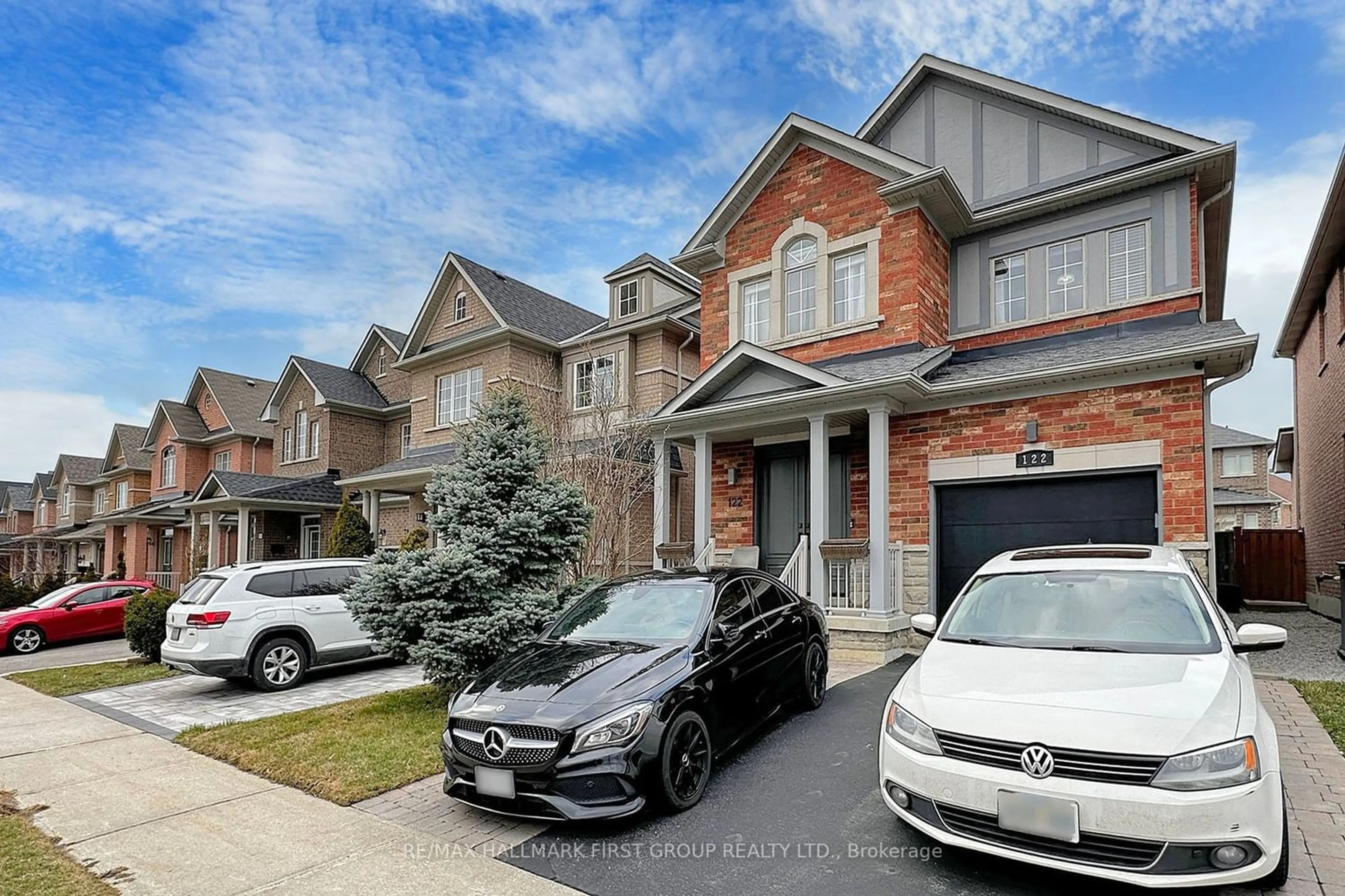 Home with brick exterior material for 122 Canada Dr, Vaughan Ontario L4H 0E6