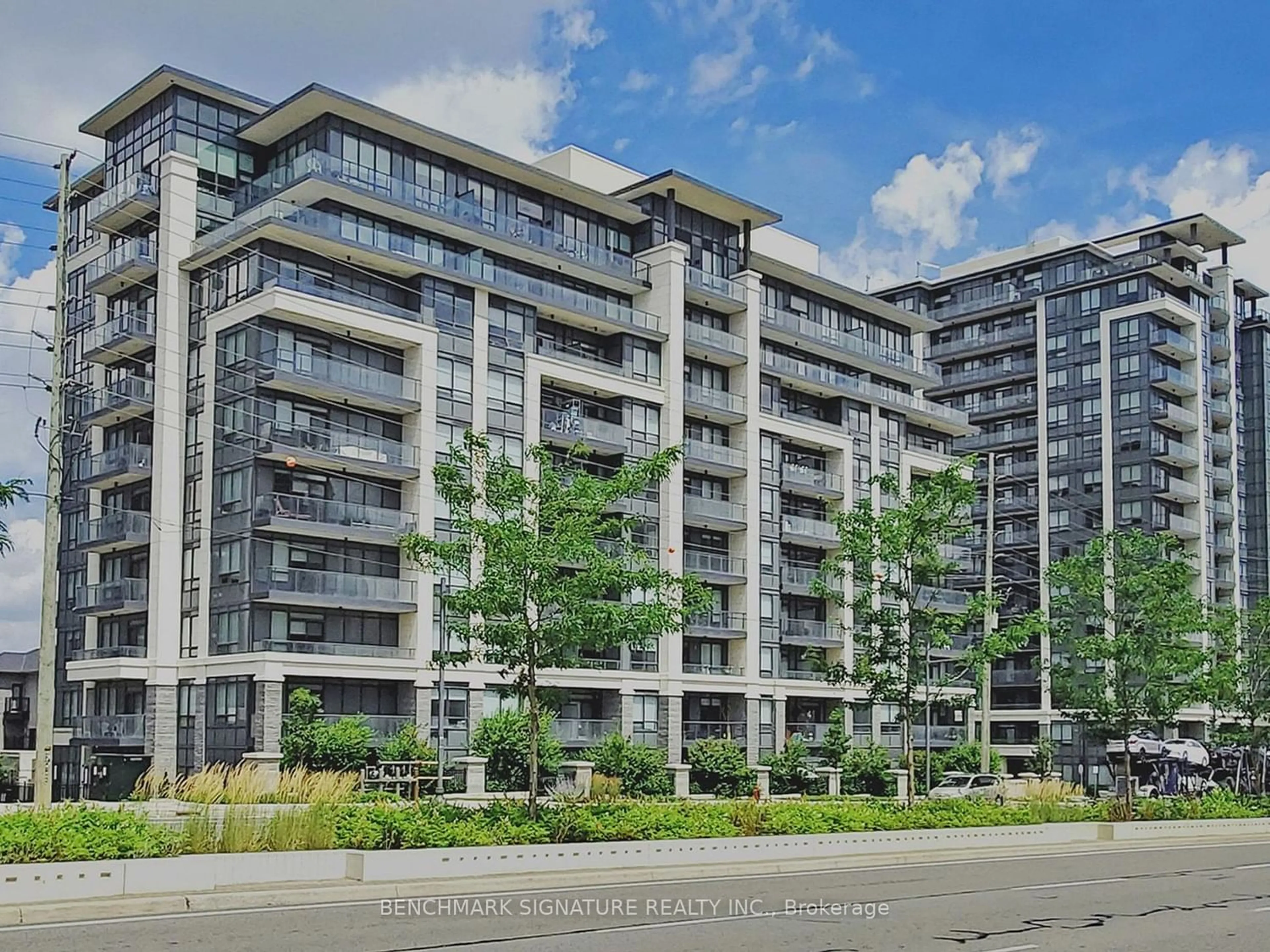 A pic from exterior of the house or condo for 396 Highway 7 #812, Richmond Hill Ontario L4B 0G7