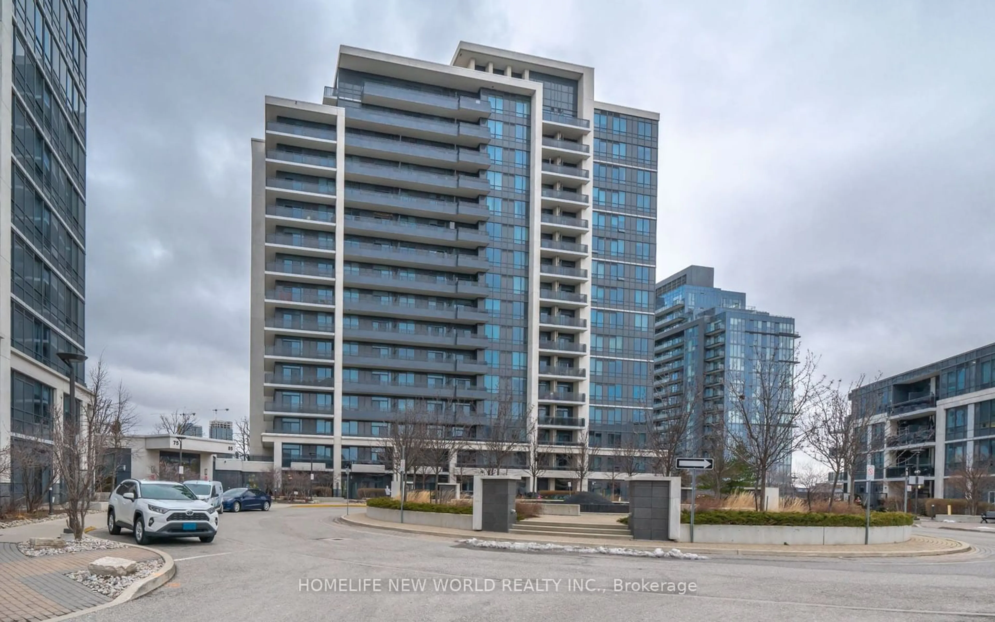 A pic from exterior of the house or condo for 85 North Park Rd #303, Vaughan Ontario L4J 0H9